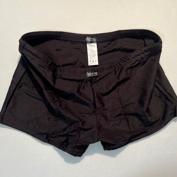 Neptio - Rio Midcut Swim Trunks - Black - Square Cut - Picture 3 of 11